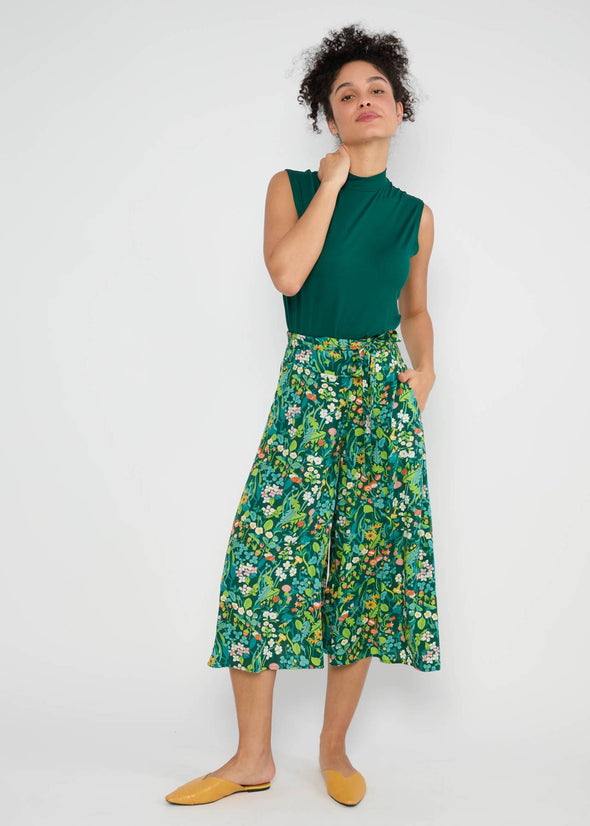 Blutsgeschwister Barefoot on Grass Flotte Culottes
