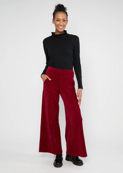 Blutsgeschwister Fine Needle Red Jolly Marleen Culottes