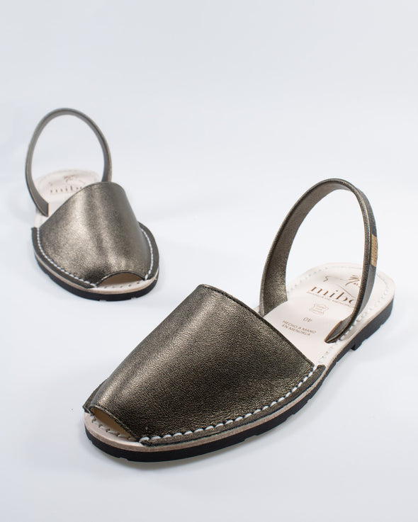 MIBO Classic Menorcan Avarca Old Silver Leather Sandal