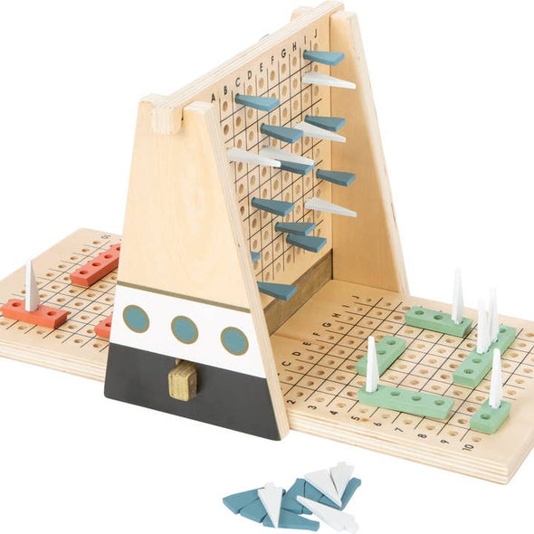 Small Foot Regatta Strategy Game