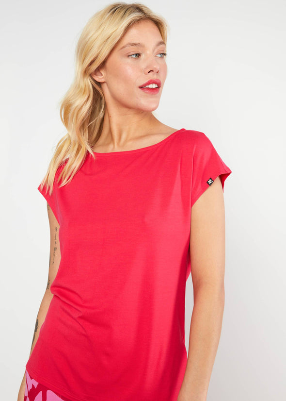 Blutsgeschwister Bold Ruby Red Breezy Flowgirl Top
