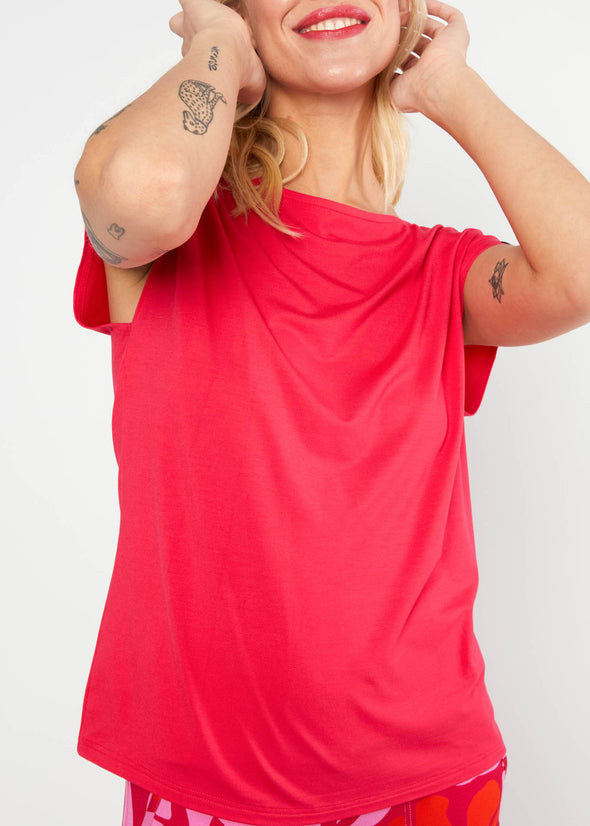Blutsgeschwister Bold Ruby Red Breezy Flowgirl Top