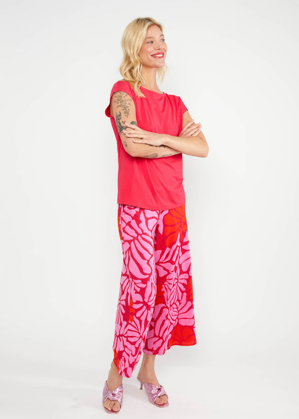 Blutsgeschwister Bold Ruby Red Breezy Flowgirl Top