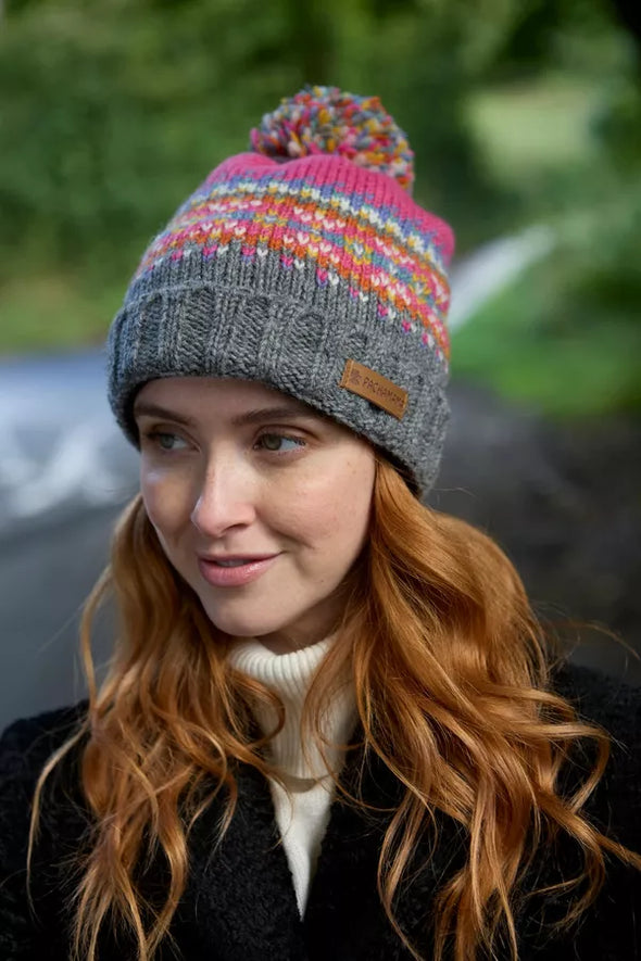 Pachamama Women's Iona Rollback Bobble Beanie