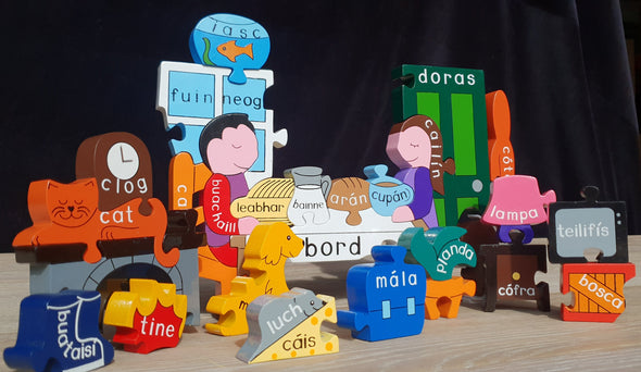 Alphabet Jigsaws Sa Bhaile (At Home) Jigsaw As Gaeilge